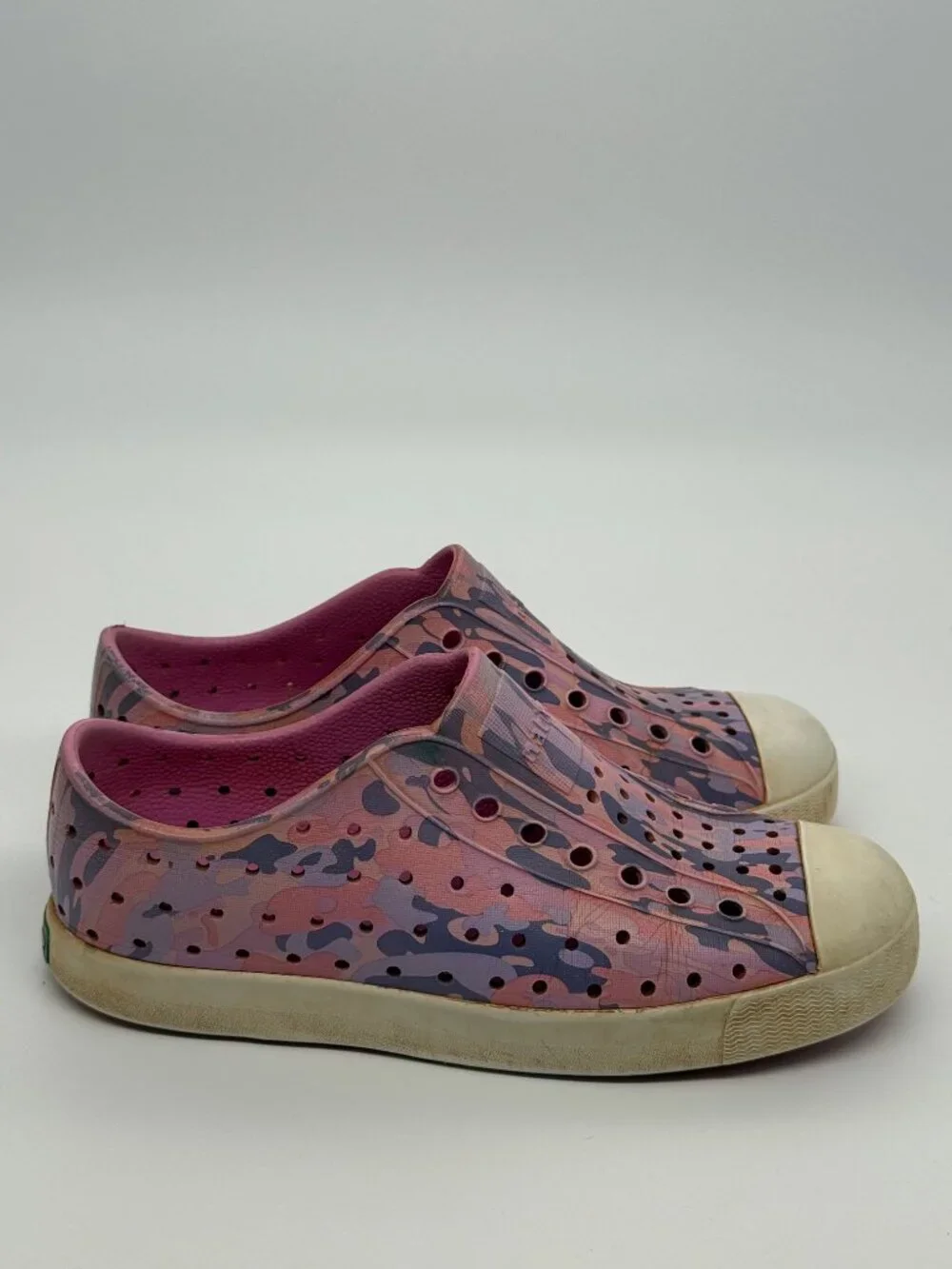 Native Jefferson Print Kids Water Shoes Pink Purple Camo J2